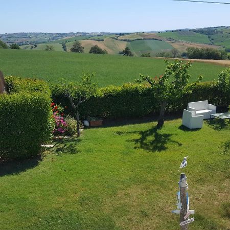 Bnb Fano Collina. La Pace Di Una Vacanza Piagge Eksteriør billede