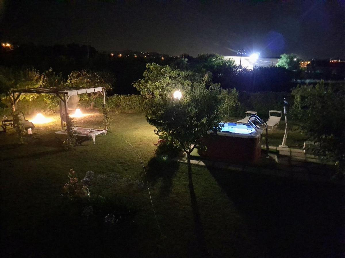 Bnb Fano Collina. La Pace Di Una Vacanza Piagge Eksteriør billede