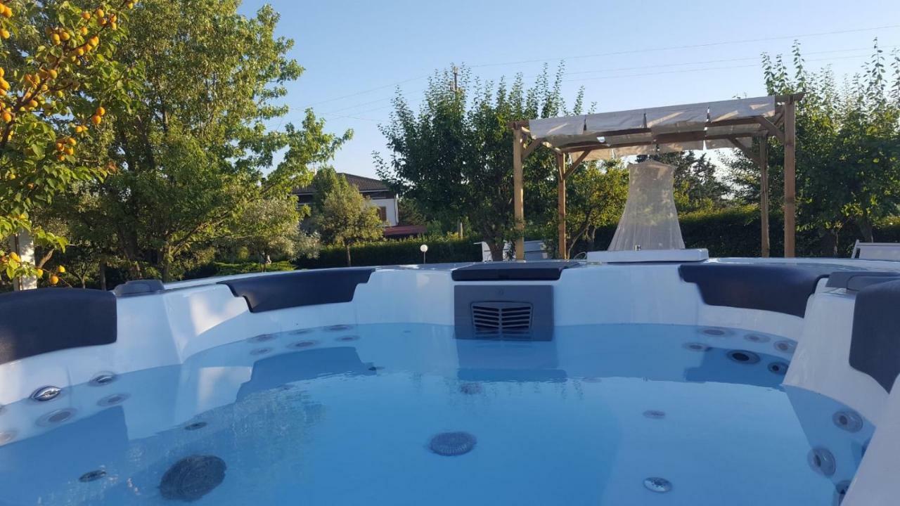 Bnb Fano Collina. La Pace Di Una Vacanza Piagge Eksteriør billede