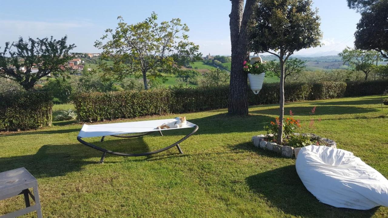 Bnb Fano Collina. La Pace Di Una Vacanza Piagge Eksteriør billede