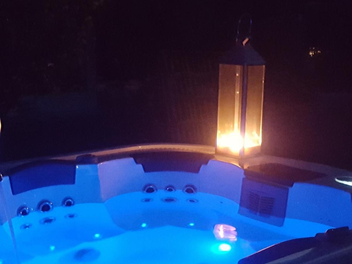 Bnb Fano Collina. La Pace Di Una Vacanza Piagge Eksteriør billede